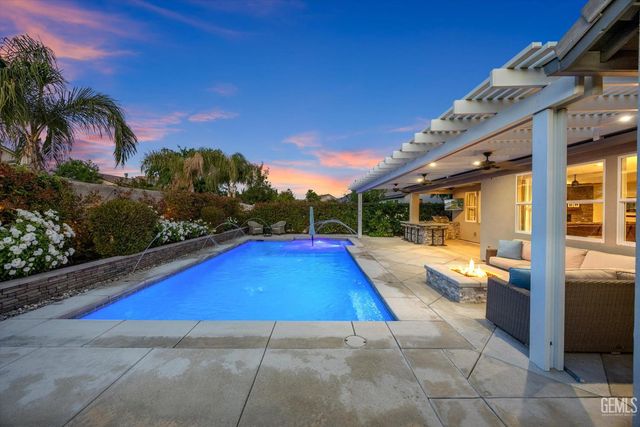 13630 Faringford Lane, Bakersfield, CA 93311