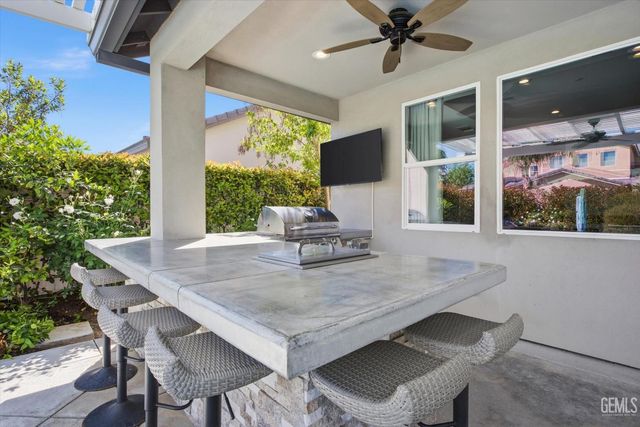 13630 Faringford Lane, Bakersfield, CA 93311