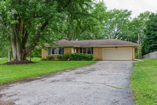 8361 S Pennsylvania AVENUE, Oak Creek, WI 53154