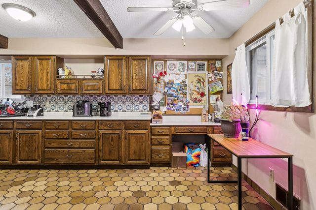 549 Asbury Street N, Saint Paul, MN 55104