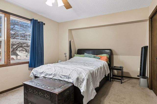 549 Asbury Street N, Saint Paul, MN 55104