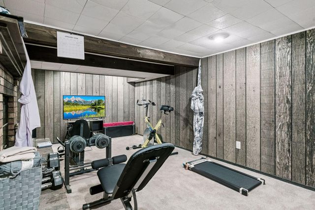 549 Asbury Street N, Saint Paul, MN 55104