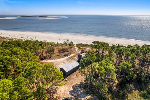 12 Beachview Lane, Edisto Island, SC 29438