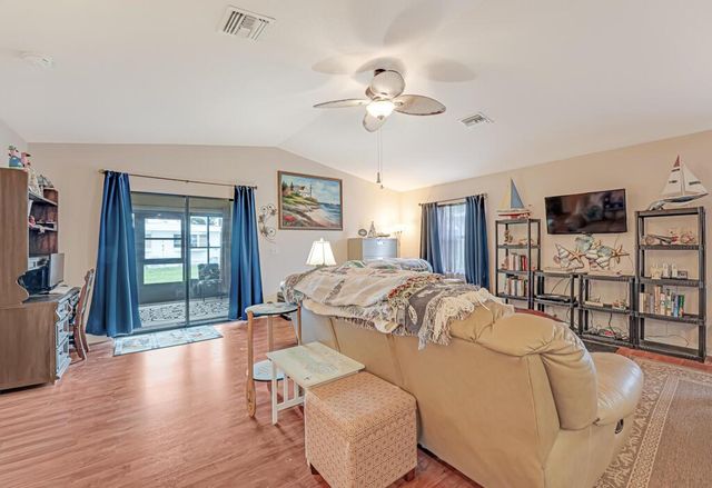 32 Oro Grande Way, Port St. Lucie, FL 34952