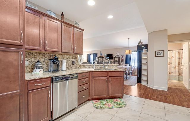 32 Oro Grande Way, Port St. Lucie, FL 34952