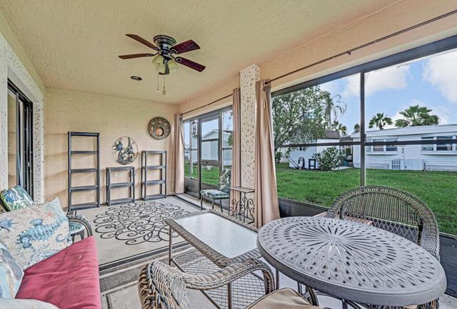 32 Oro Grande Way, Port St. Lucie, FL 34952