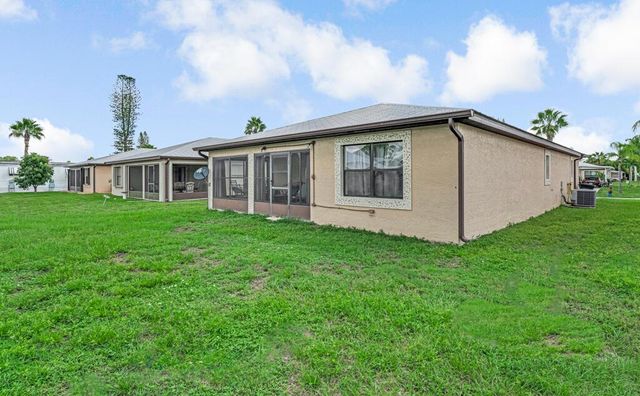 32 Oro Grande Way, Port St. Lucie, FL 34952