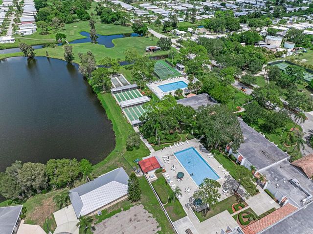 32 Oro Grande Way, Port St. Lucie, FL 34952
