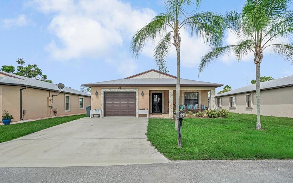 32 Oro Grande Way, Port St. Lucie, FL 34952