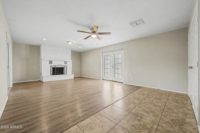 5641 W VOGEL Avenue, Glendale, AZ 85302