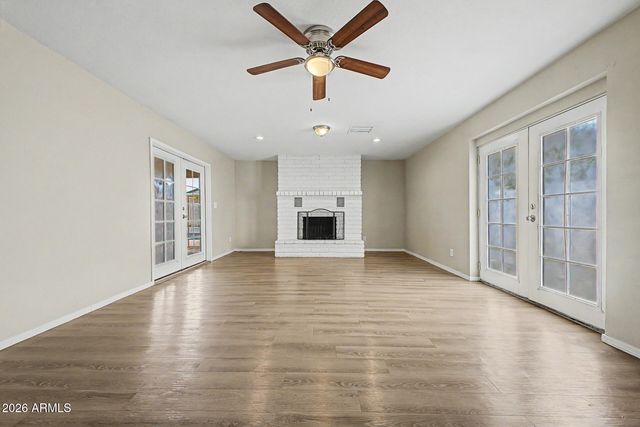 5641 W VOGEL Avenue, Glendale, AZ 85302