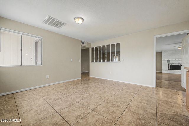 5641 W VOGEL Avenue, Glendale, AZ 85302