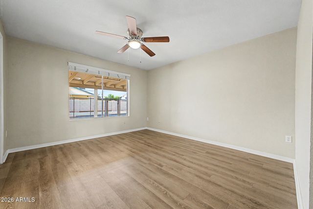 5641 W VOGEL Avenue, Glendale, AZ 85302