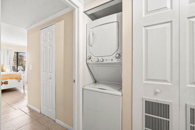 890 N Federal Highway 311, Lantana, FL 33460