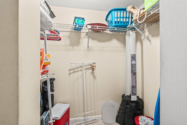 890 N Federal Highway 311, Lantana, FL 33460