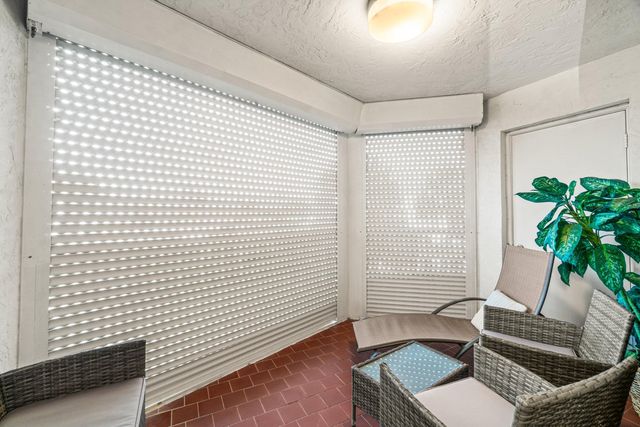 890 N Federal Highway 311, Lantana, FL 33460