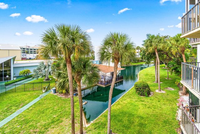 890 N Federal Highway 311, Lantana, FL 33460