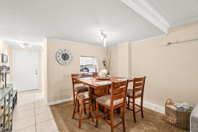 890 N Federal Highway 311, Lantana, FL 33460