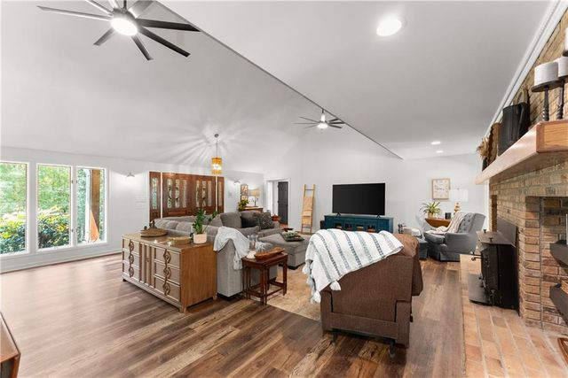 386 Stewart Lane, Clarkesville, GA 30523