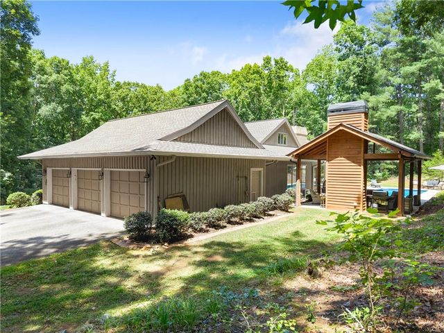 386 Stewart Lane, Clarkesville, GA 30523