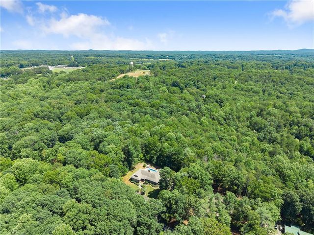 386 Stewart Lane, Clarkesville, GA 30523