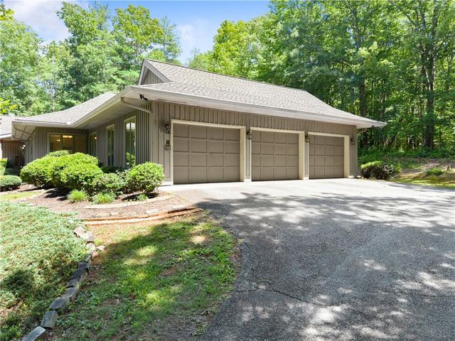 386 Stewart Lane, Clarkesville, GA 30523