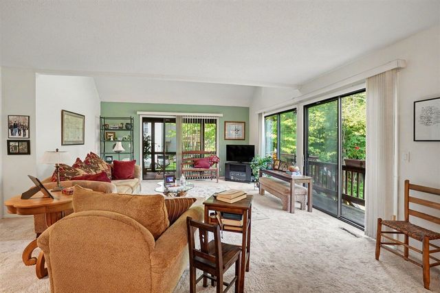 271 Fairway Court B, Plainwell, MI 49080