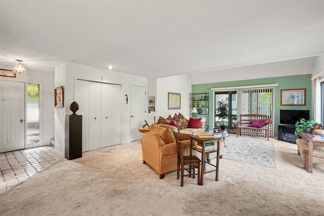 271 Fairway Court B, Plainwell, MI 49080