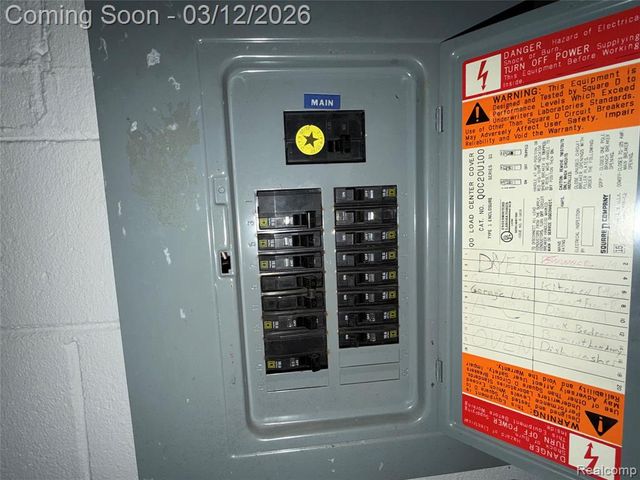 1765 Garfield Avenue, Lincoln Park, MI 48146