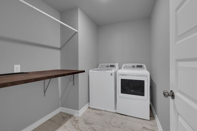 1001 Ewell Farm Cir, Spring Hill, TN 37174