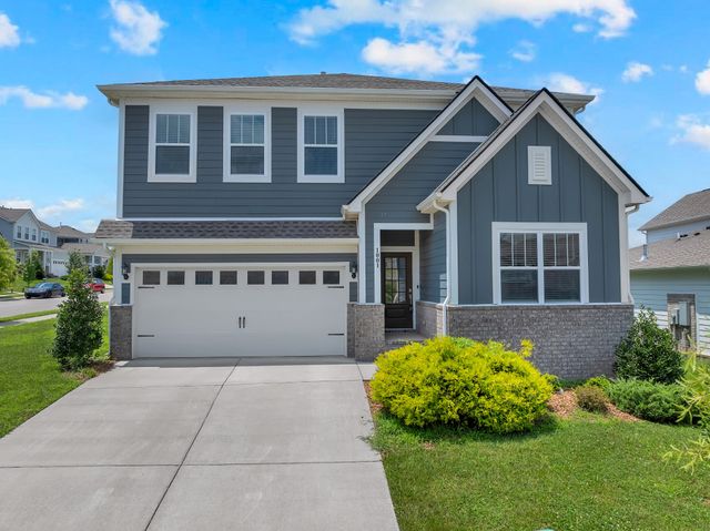 1001 Ewell Farm Cir, Spring Hill, TN 37174