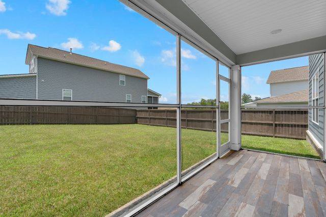 1001 Ewell Farm Cir, Spring Hill, TN 37174