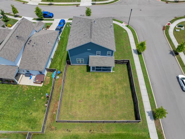 1001 Ewell Farm Cir, Spring Hill, TN 37174