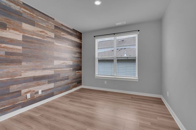 1001 Ewell Farm Cir, Spring Hill, TN 37174