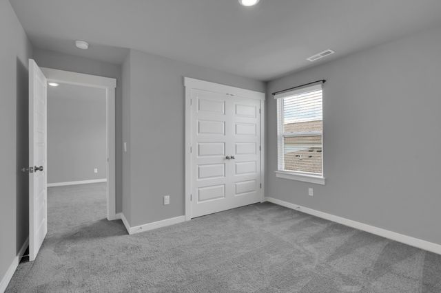 1001 Ewell Farm Cir, Spring Hill, TN 37174