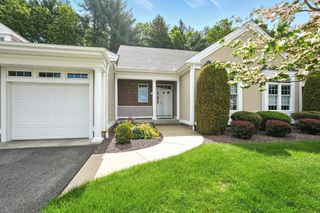 11 High Pine Cir 11, Wilbraham, MA 01095