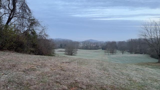 717 Commodore Drive, Somerset, KY 42501