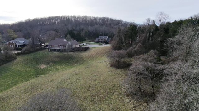 717 Commodore Drive, Somerset, KY 42501