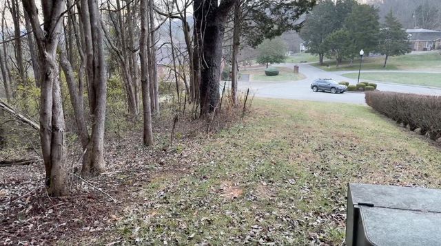 717 Commodore Drive, Somerset, KY 42501