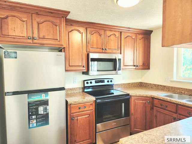 891 Buckboard Lane, Idaho Falls, ID 83402