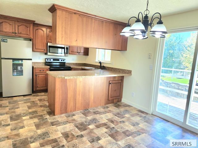 891 Buckboard Lane, Idaho Falls, ID 83402