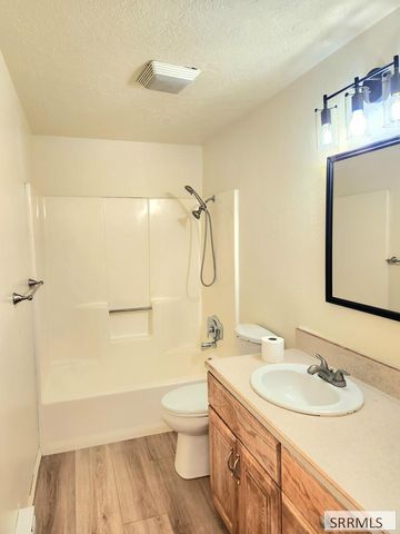 891 Buckboard Lane, Idaho Falls, ID 83402