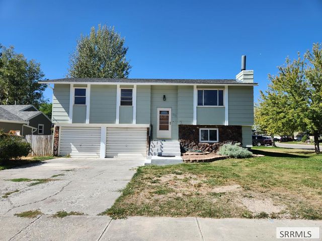 891 Buckboard Lane, Idaho Falls, ID 83402