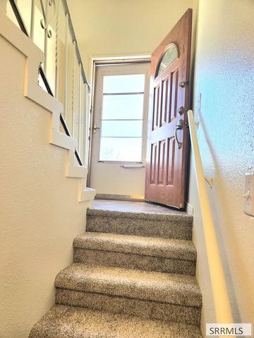 891 Buckboard Lane, Idaho Falls, ID 83402