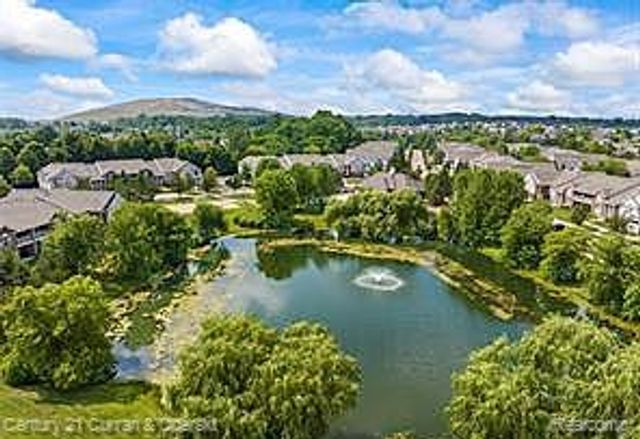 16815 Dover Drive 146, Northville, MI 48168