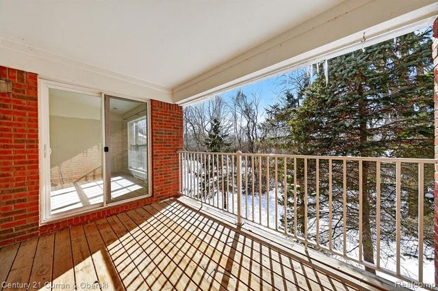 16815 Dover Drive 146, Northville, MI 48168