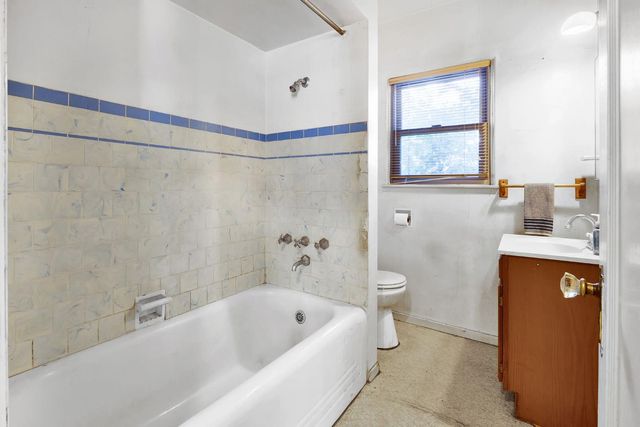 1932 Larkin Way Way, Sacramento, CA 95818