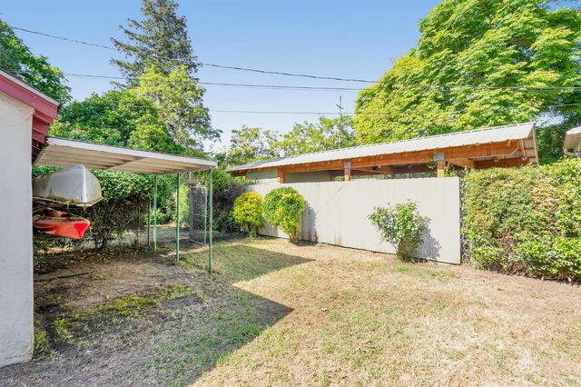 1932 Larkin Way Way, Sacramento, CA 95818