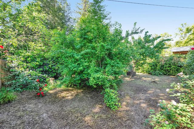 1932 Larkin Way Way, Sacramento, CA 95818