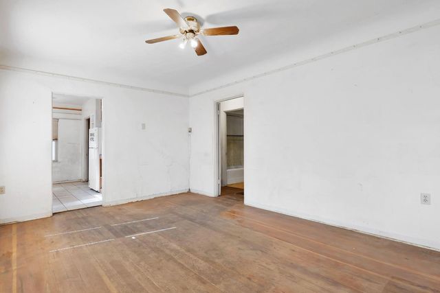 1932 Larkin Way Way, Sacramento, CA 95818